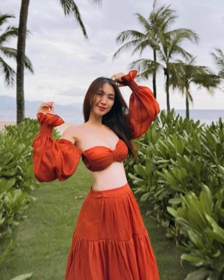 anh hoa minzy bikini anh sang ngoai troi