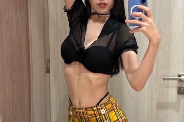 anh meriol chan bikini anh sang ngoai troi