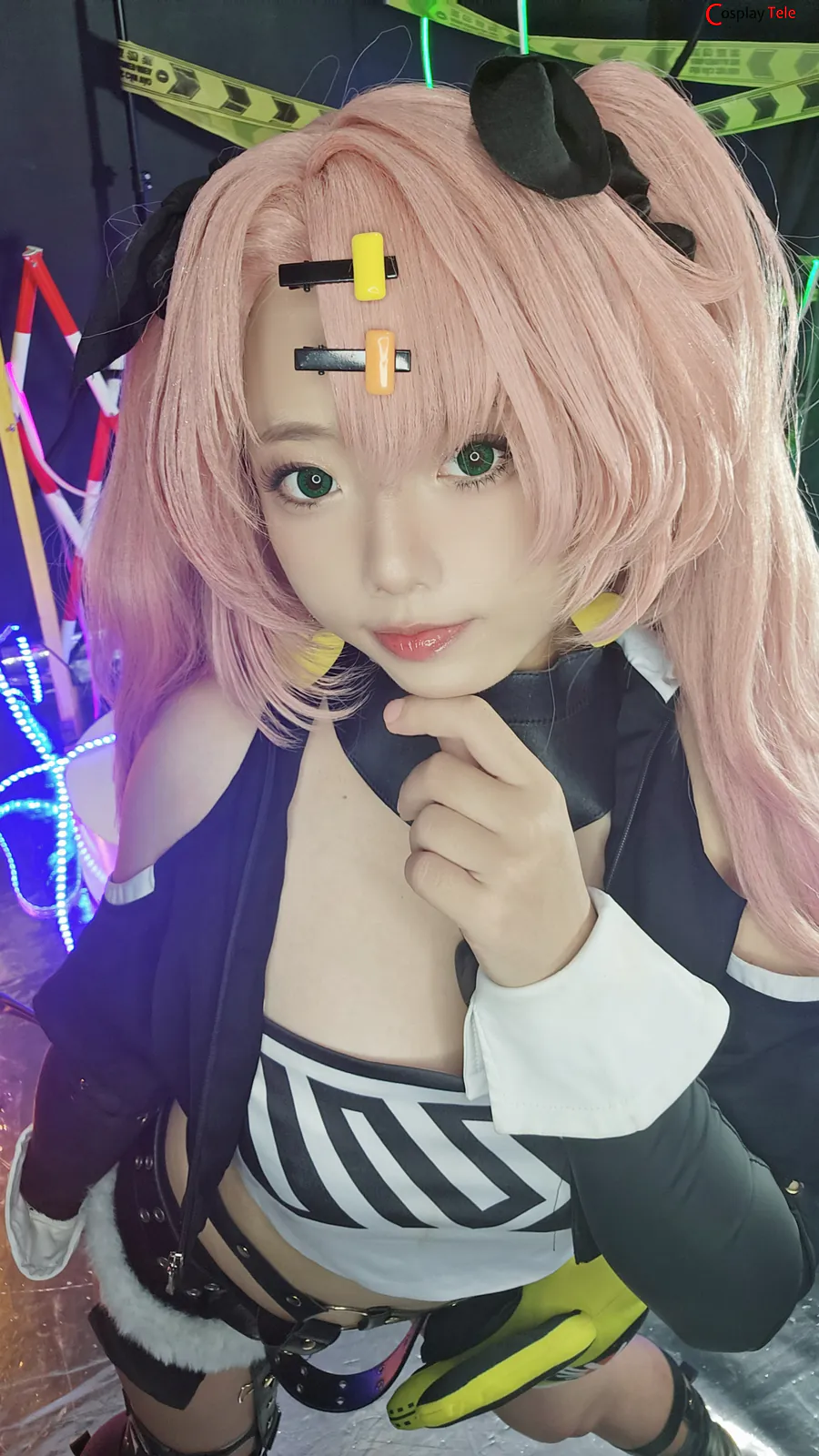 Messie Huang cosplay Nicole Demara 75