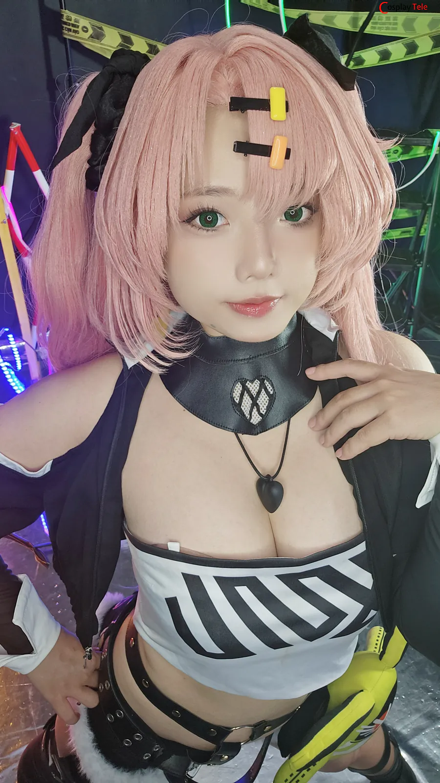 Messie Huang cosplay Nicole Demara 85