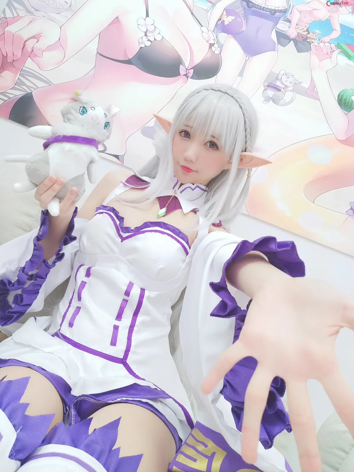 Nagisa cosplay Emilia 16